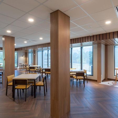 Fairfield By Marriott Inn & Suites เรเวลสโตก ภายนอก รูปภาพ