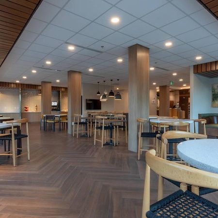 Fairfield By Marriott Inn & Suites เรเวลสโตก ภายนอก รูปภาพ