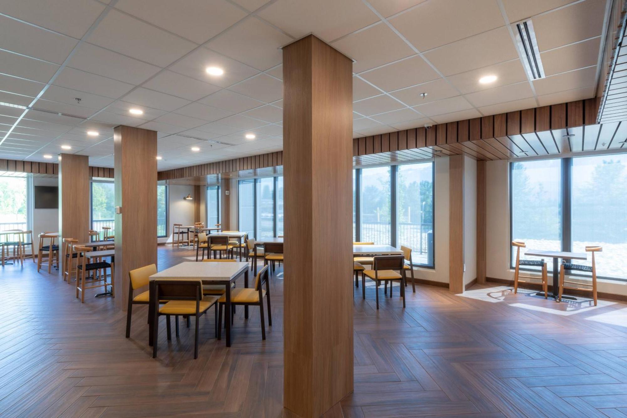 Fairfield By Marriott Inn & Suites เรเวลสโตก ภายนอก รูปภาพ