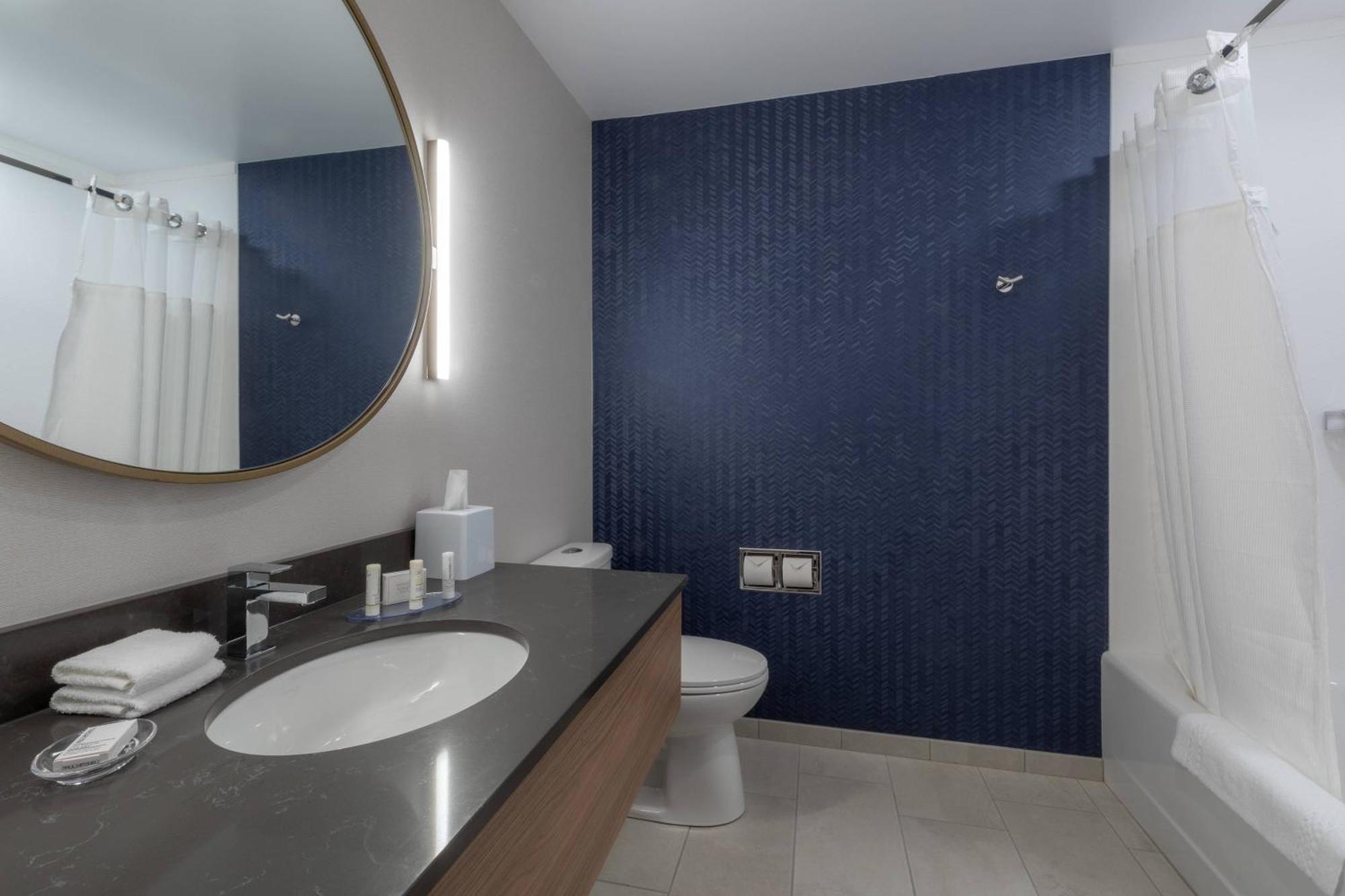 Fairfield By Marriott Inn & Suites เรเวลสโตก ภายนอก รูปภาพ